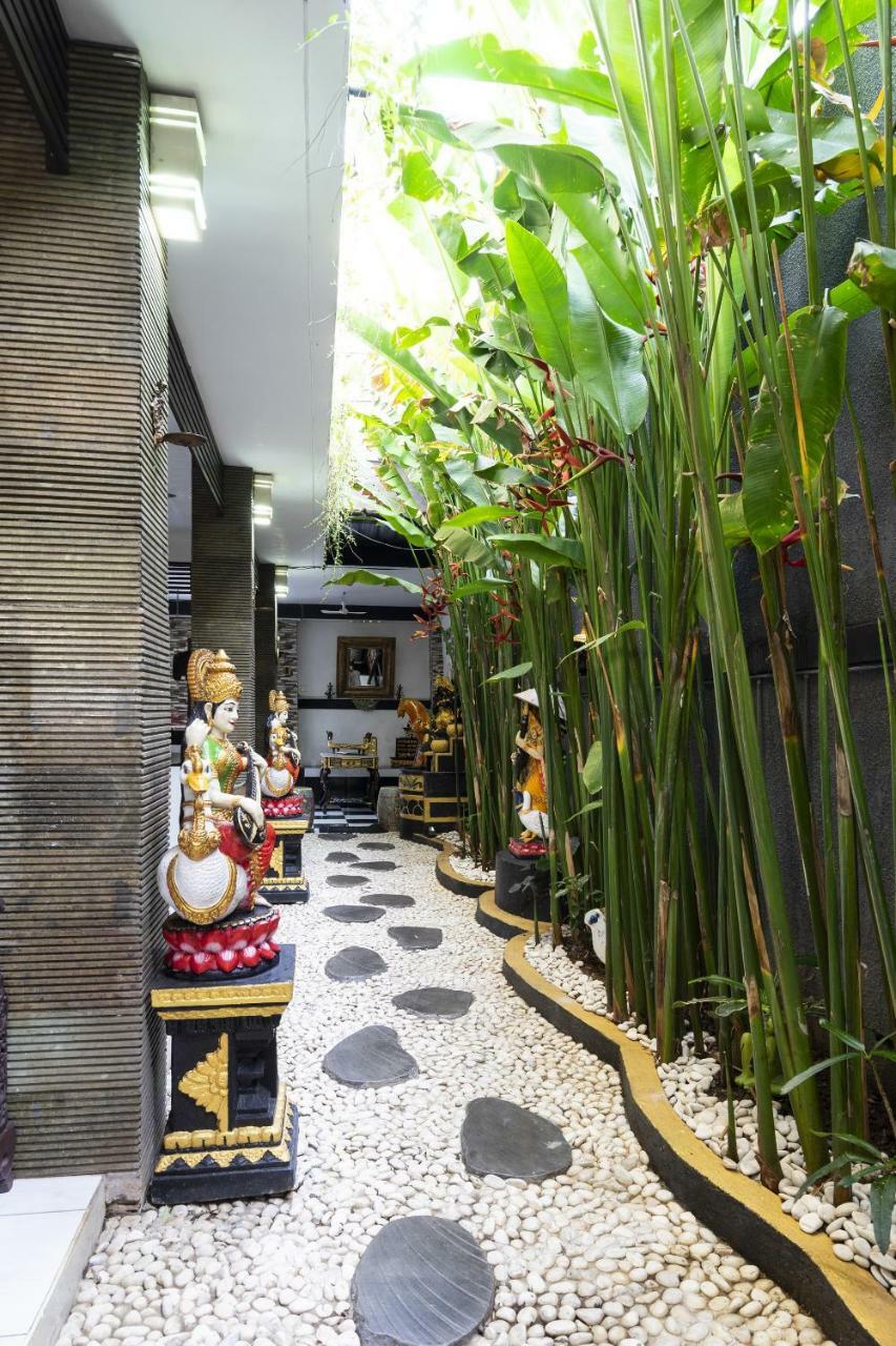 Oyo 505 Saraswati Serenity Jimbaran  Exterior photo