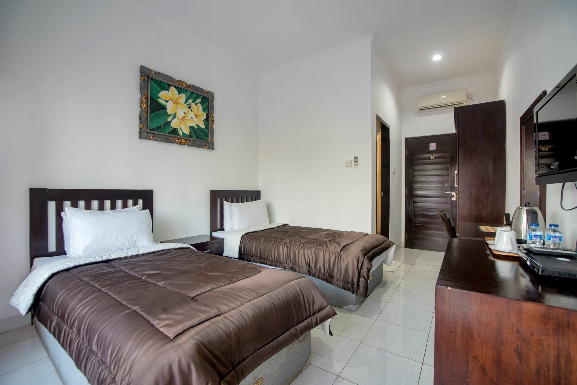 Oyo 505 Saraswati Serenity Jimbaran  Exterior photo
